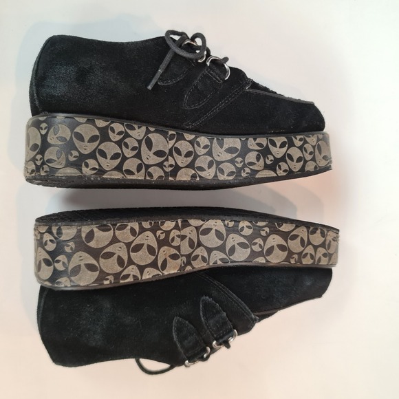 T.U.K. Alien Wrapped Platform Mondo Creepers W 8 M 6 Glow In The Dark Sole Black - Picture 8 of 14